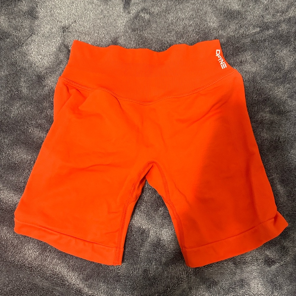 Dfyne shorts